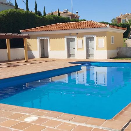Apartamento Piscina 5 Minutos Praia Alcantarilha Exterior photo